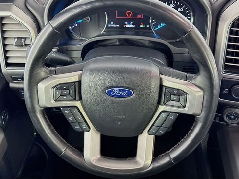 Used 2019 Ford F150 Platinum w/ Equipment Group 701A Luxury image 33