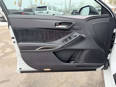 Certified 2019 Toyota Avalon Touring image 17