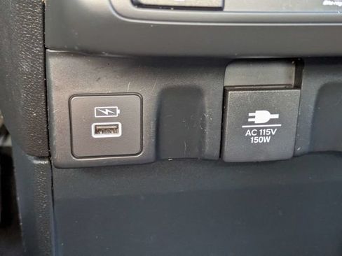 Used 2023 Honda Odyssey Elite image 25