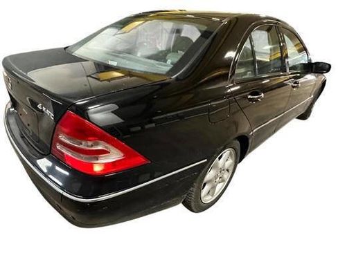 Used 2004 Mercedes-Benz C 240 4MATIC Sedan image 5