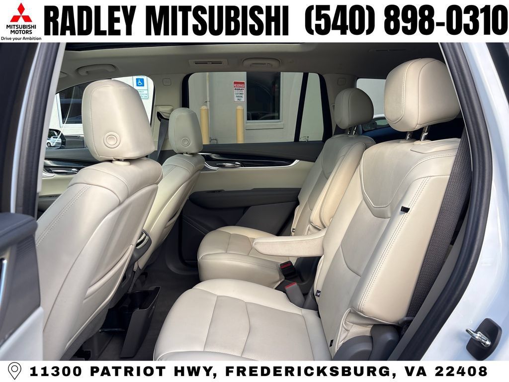 Used 2023 Cadillac XT6 Premium Luxury AWD/4WD image 12
