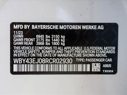 Certified 2024 BMW i7 eDrive50 image 30