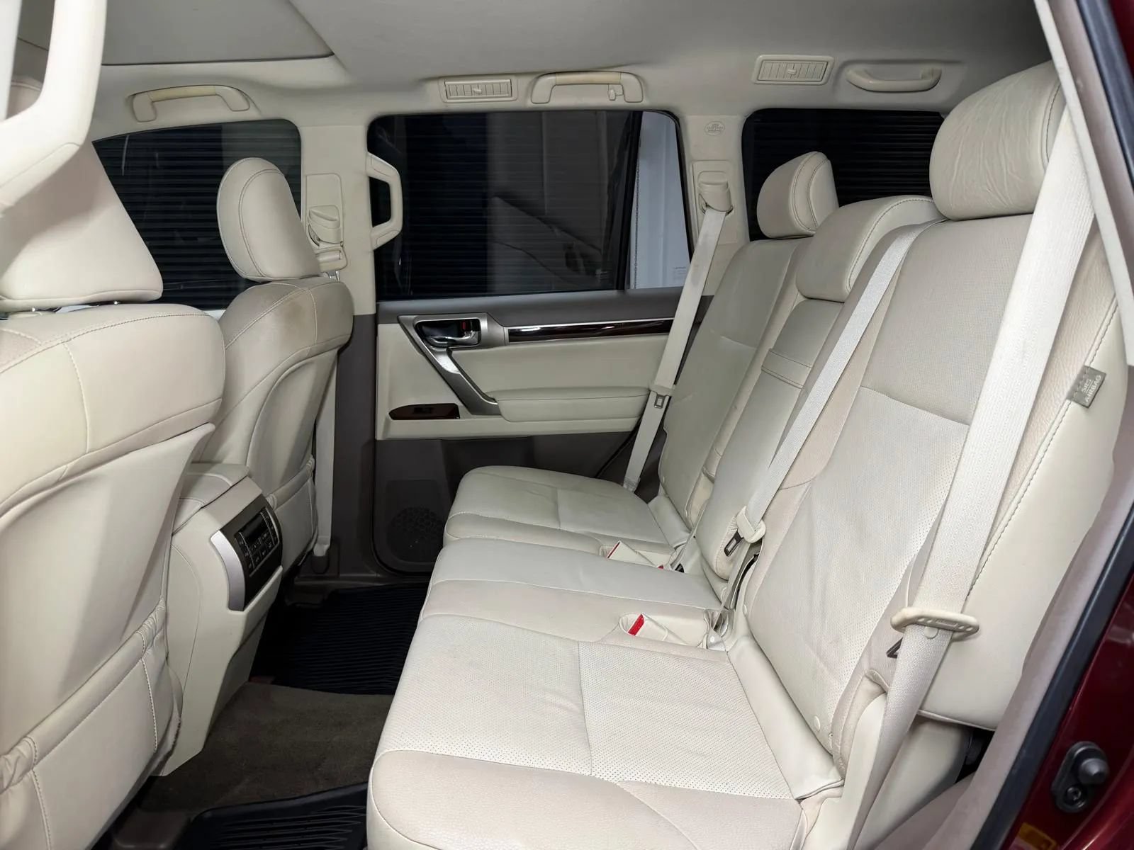 Used 2015 Lexus GX 460 w/ Premium Package AWD/4WD image 20