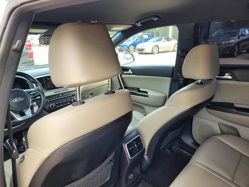 Used 2020 Kia Sportage S FWD image 19