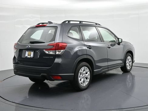 Used 2023 Subaru Forester AWD/4WD image 6