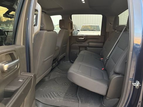 Used 2022 Chevrolet Silverado 2500 LT w/ Convenience Package image 19