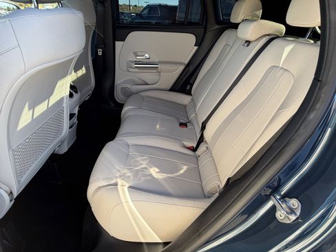 Certified 2022 Mercedes-Benz GLA 250 4MATIC image 29