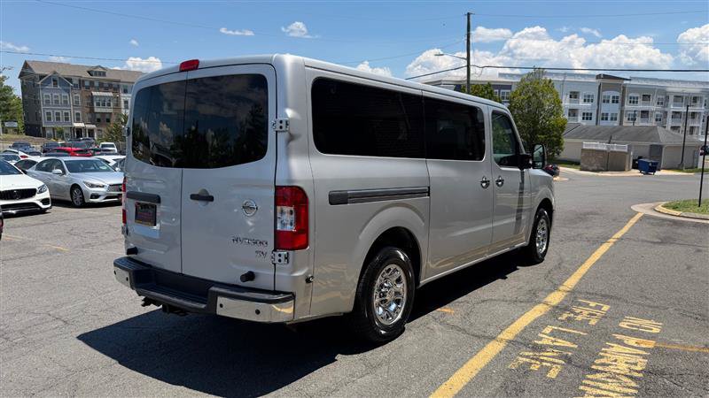 Used 2017 Nissan NV 3500 SV RWD image 10