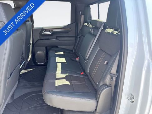 New 2026 Chevrolet Silverado 1500 High Country AWD/4WD image 23