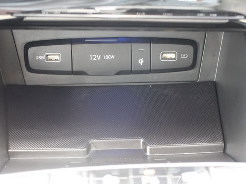 Used 2024 Hyundai Tucson Limited image 33