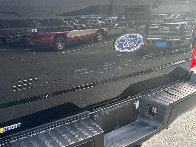 Used 2023 Ford F350 Lariat w/ Sport Appearance Package AWD/4WD image 8
