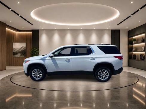 Used 2019 Chevrolet Traverse LT FWD image 6