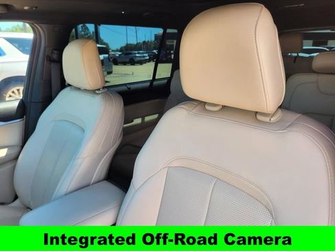 Used 2024 Jeep Grand Cherokee L Limited w/ Luxury Tech Group II AWD/4WD image 32