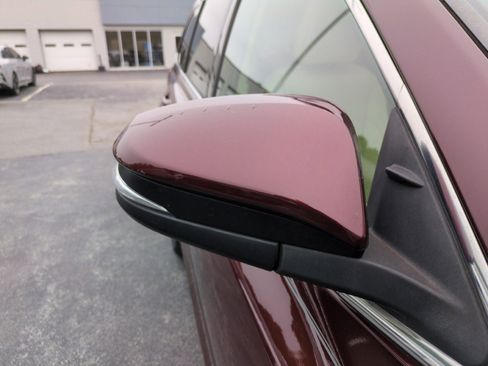 Used 2019 Toyota Highlander XLE FWD image 46