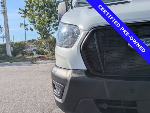 Certified 2023 Ford Transit 250 Medium Roof RWD image 9