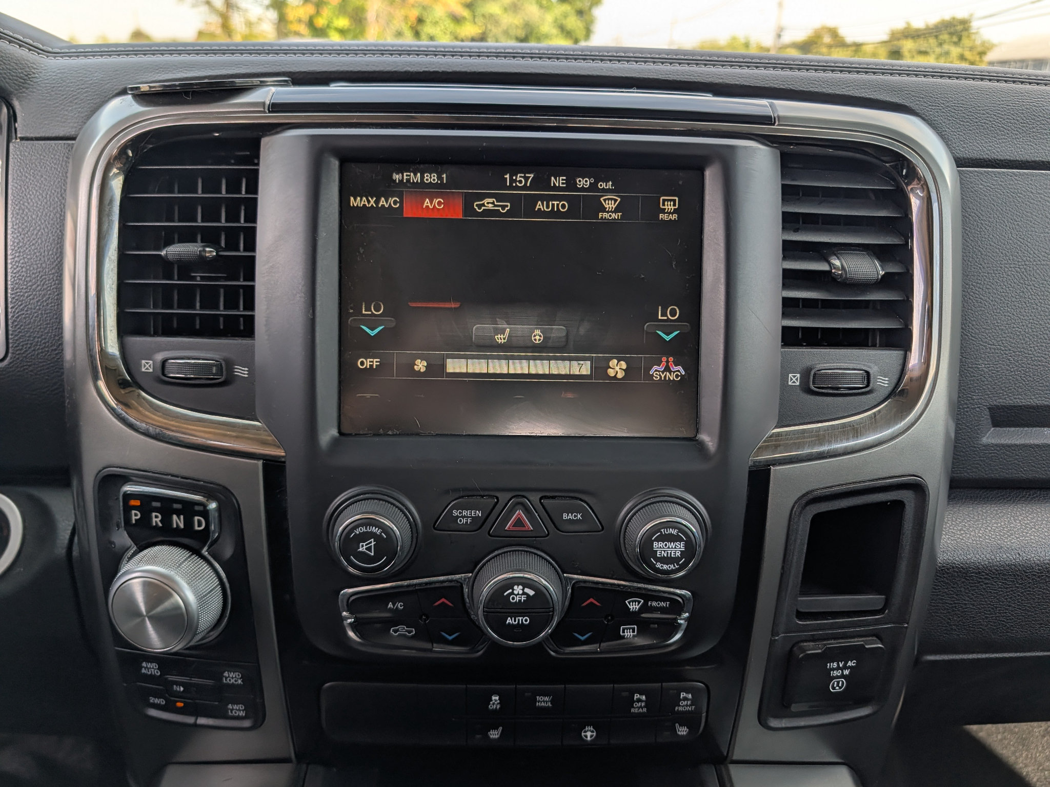 Used 2017 RAM 1500 Sport w/ Convenience Group AWD/4WD image 27