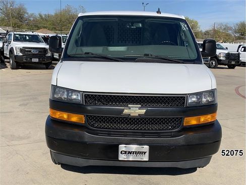 Used 2022 Chevrolet Express 2500 w/ Driver Convenience Package image 14
