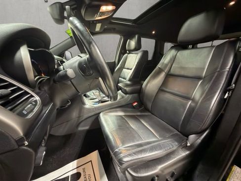 Used 2022 Jeep Grand Cherokee Limited image 12