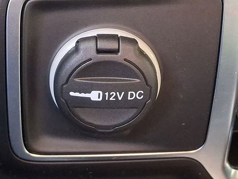 Used 2021 Jeep Wrangler Unlimited Sahara AWD/4WD image 25