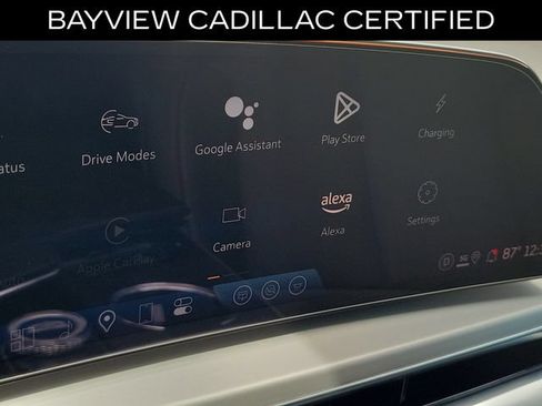 Used 2025 Cadillac Lyriq Luxury RWD image 33
