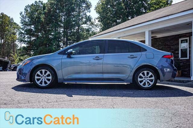 Used 2021 Toyota Corolla LE FWD image 14