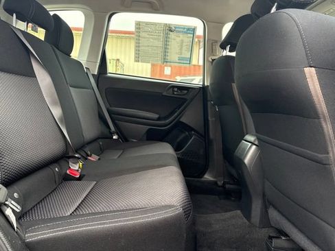 Used 2018 Subaru Forester 2.5i w/ Alloy Wheel Package AWD/4WD image 15