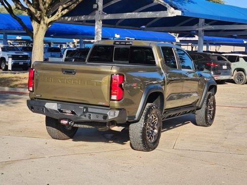 Used 2023 Chevrolet Colorado ZR2 w/ ZR2 Convenience Package III image 14