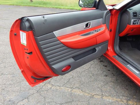 Used 2002 Ford Thunderbird RWD image 15