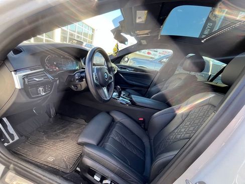 Used 2022 BMW 540i w/ M Sport Package image 6