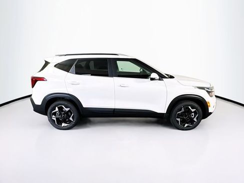 New 2026 Kia Seltos EX image 4