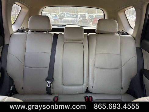 Used 2011 Hyundai Elantra GLS image 24