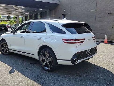 Used 2024 Genesis GV70 3.5T Sport w/ Sport Prestige Package AWD/4WD image 6