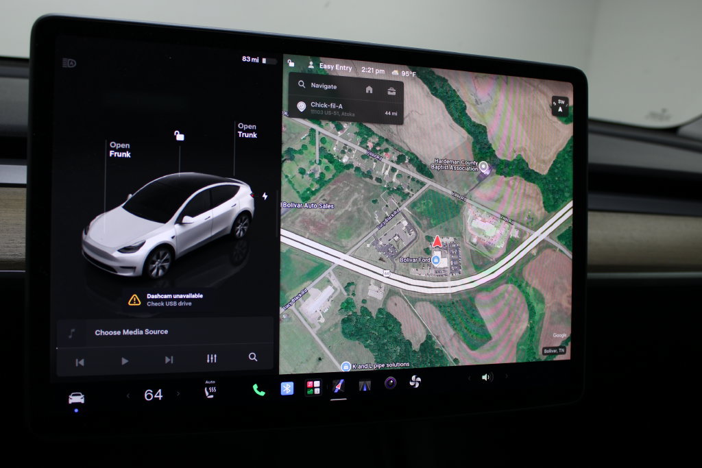 Used 2023 Tesla Model Y Long Range AWD/4WD image 35