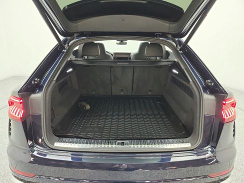 Used 2024 Audi RS Q8 w/ Executive Package AWD/4WD image 21