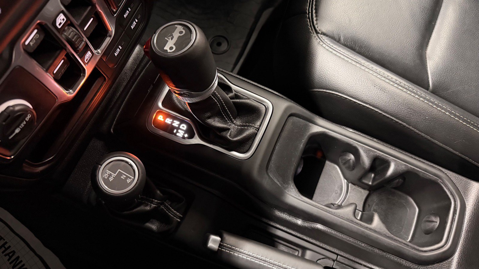 Used 2019 Jeep Wrangler Unlimited Sahara AWD/4WD image 44
