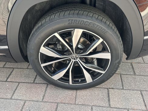 New 2026 Volkswagen Atlas SEL Premium R-Line AWD/4WD image 10