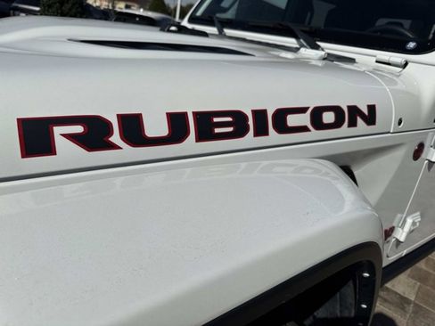 Used 2023 Jeep Gladiator Rubicon w/ LED Lighting Group image 8