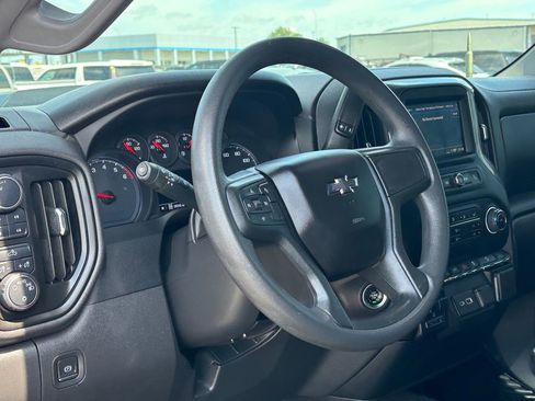 Certified 2023 Chevrolet Silverado 1500 Custom Trail Boss w/ LPO, Dark Essentials Package AWD/4WD image 9