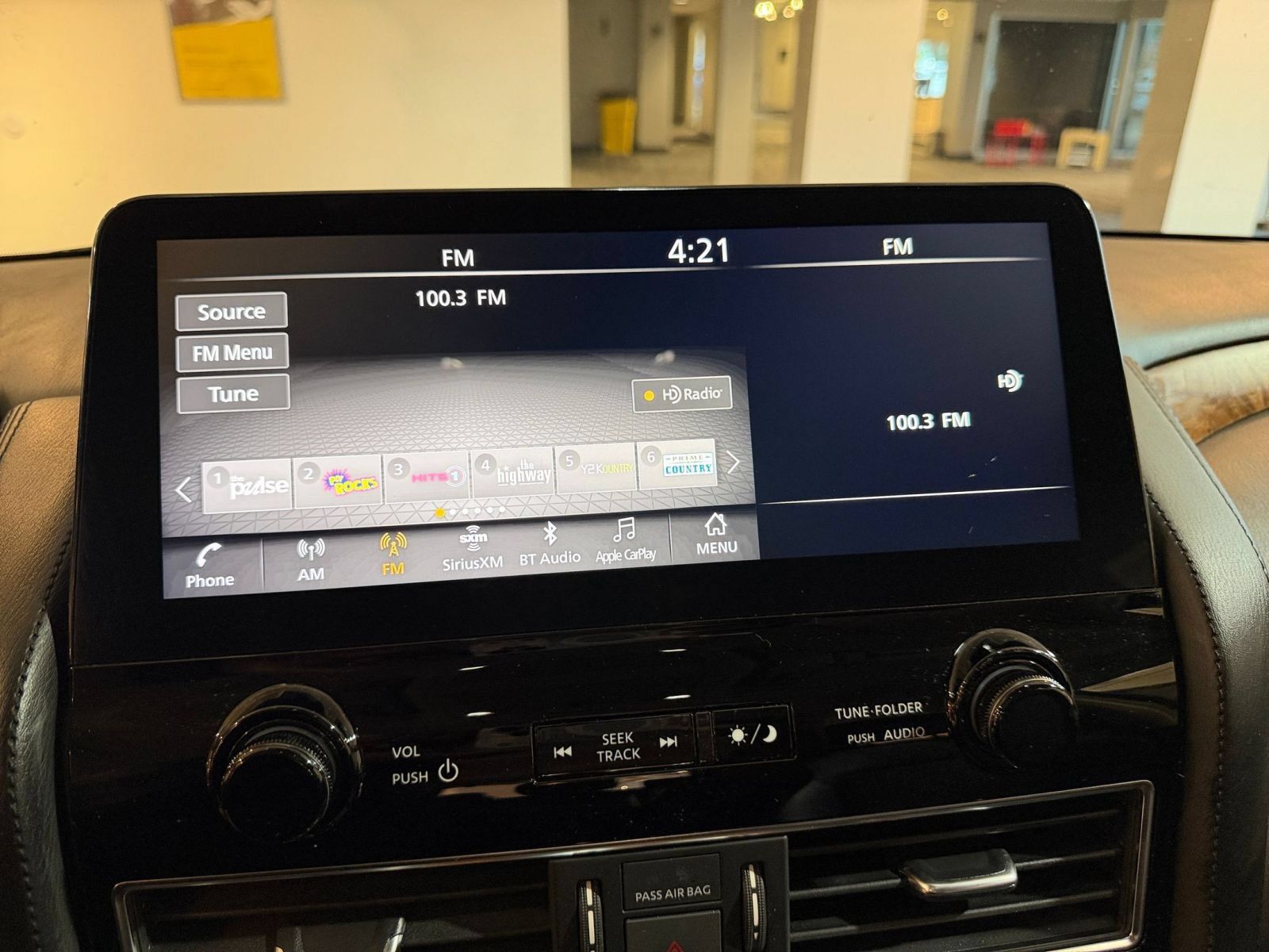 Used 2024 Nissan Armada SL RWD image 19