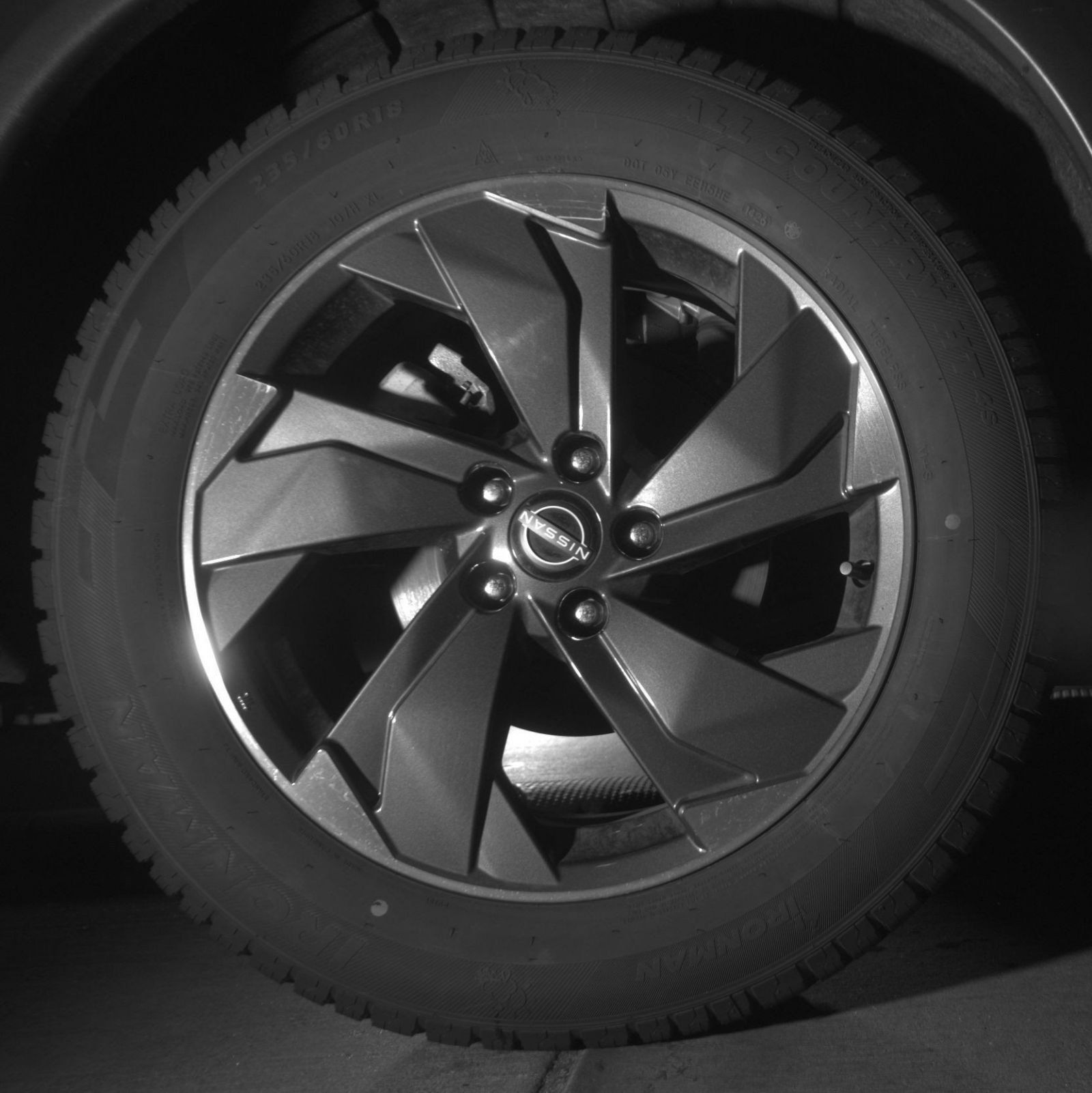 Used 2025 Nissan Rogue SV FWD image 18