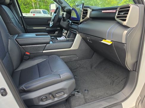 New 2026 Toyota Tundra Platinum AWD/4WD image 16