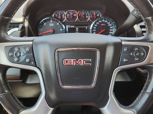 Used 2020 GMC Yukon SLT AWD/4WD image 24