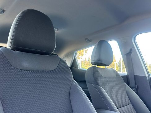 Used 2023 Chevrolet Bolt LT FWD image 21