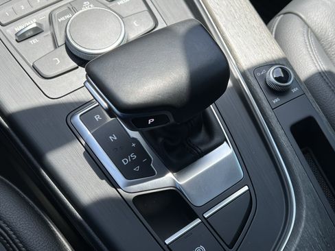 Used 2019 Audi A4 2.0T Premium FWD image 26