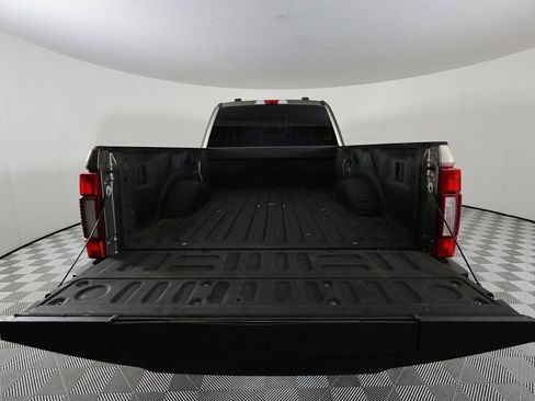 Used 2022 Ford F350 Lariat w/ Lariat Ultimate Package image 7