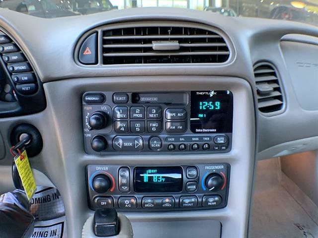 Used 2003 Chevrolet Corvette Coupe w/ Preferred Equipment Group RWD image 16