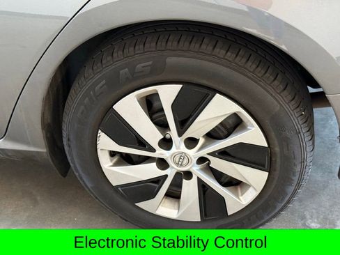 Used 2023 Nissan Altima 2.5 S image 5