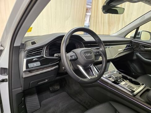 Used 2023 Audi Q7 3.0T Premium Plus AWD/4WD image 17