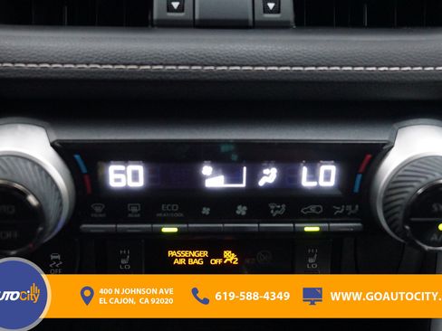 Used 2022 Toyota RAV4 XLE Premium AWD/4WD image 24