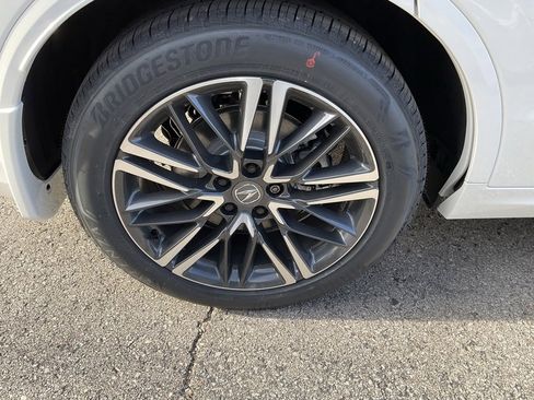 New 2026 Acura MDX w/ Advance Package image 7